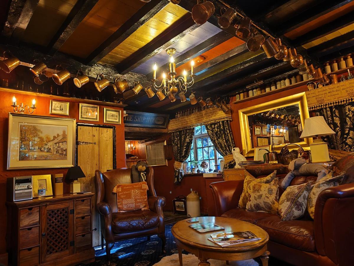 Wizards Thatch Luxury Suites อัลเดอร์ลีย์เอดจ์ ภายนอก รูปภาพ