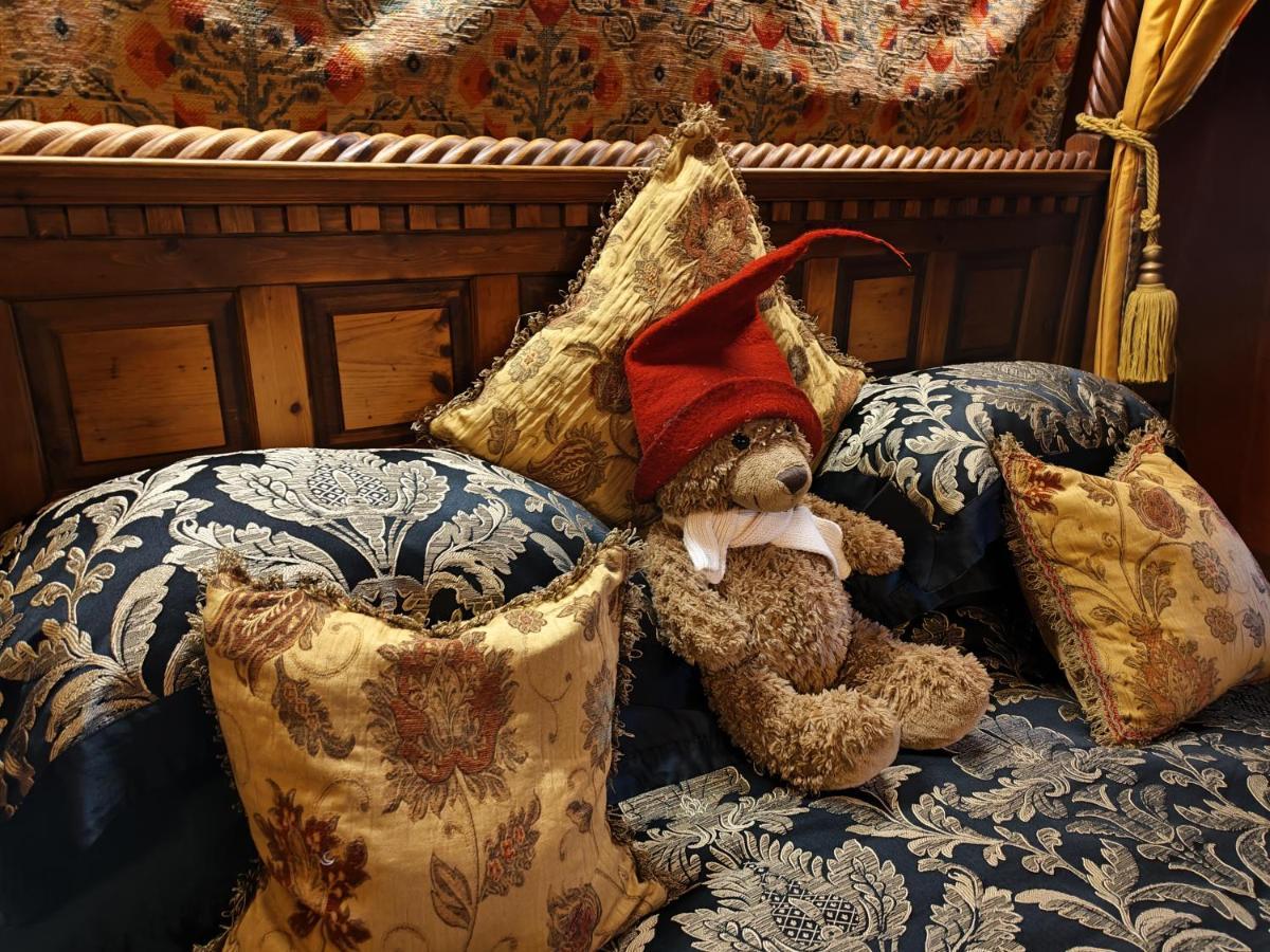 Wizards Thatch Luxury Suites อัลเดอร์ลีย์เอดจ์ ภายนอก รูปภาพ