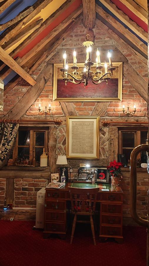 Wizards Thatch Luxury Suites อัลเดอร์ลีย์เอดจ์ ภายนอก รูปภาพ