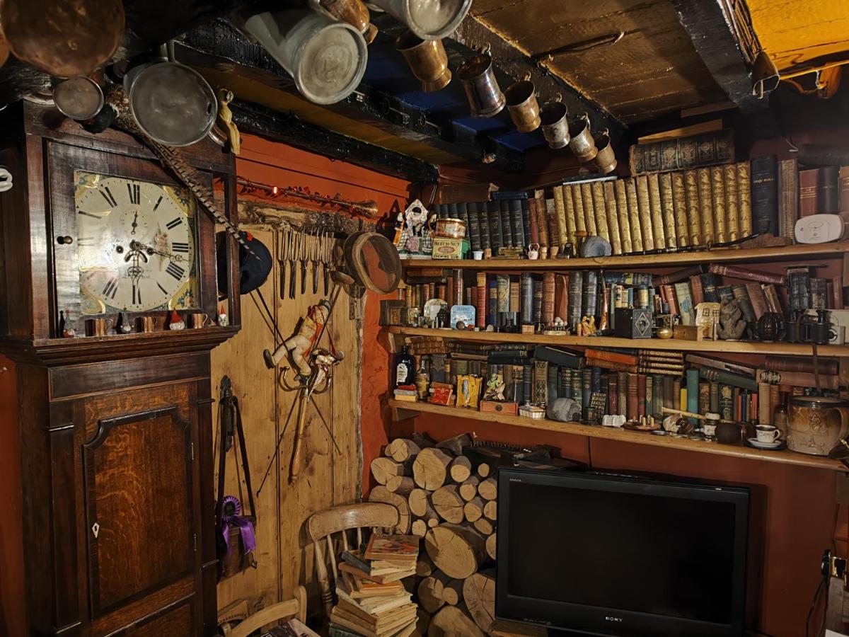 Wizards Thatch Luxury Suites อัลเดอร์ลีย์เอดจ์ ภายนอก รูปภาพ
