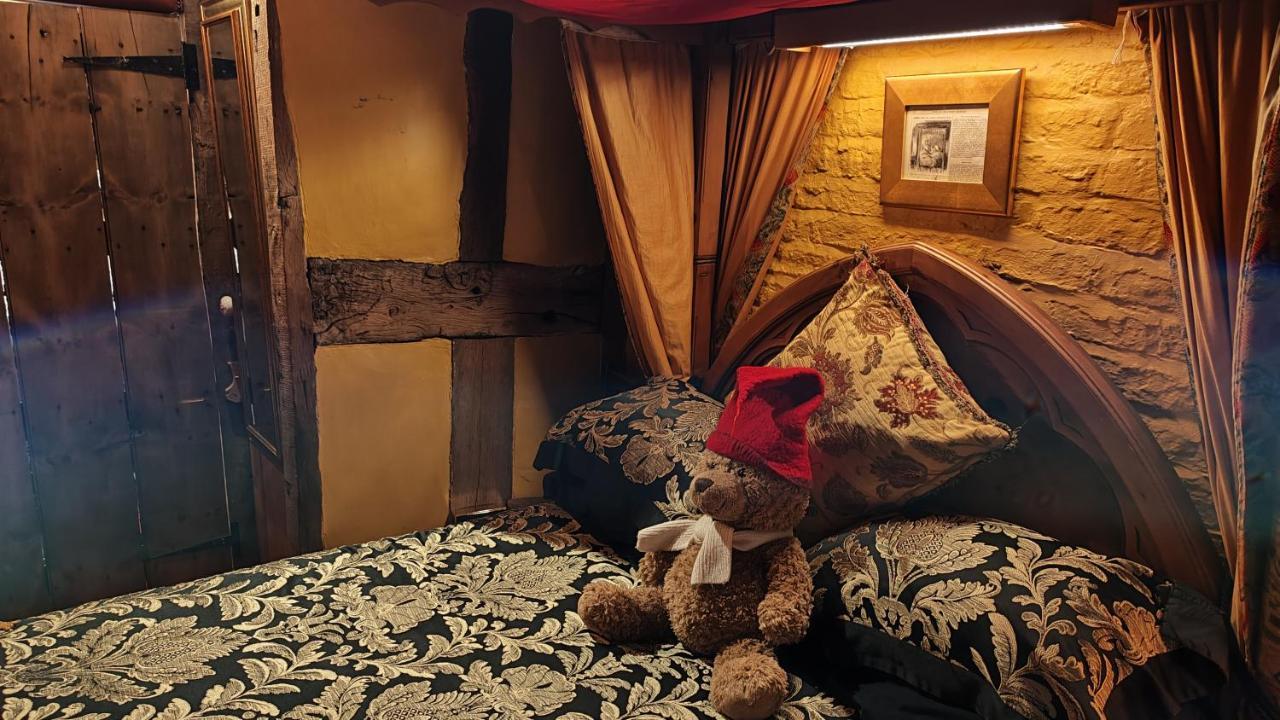 Wizards Thatch Luxury Suites อัลเดอร์ลีย์เอดจ์ ภายนอก รูปภาพ