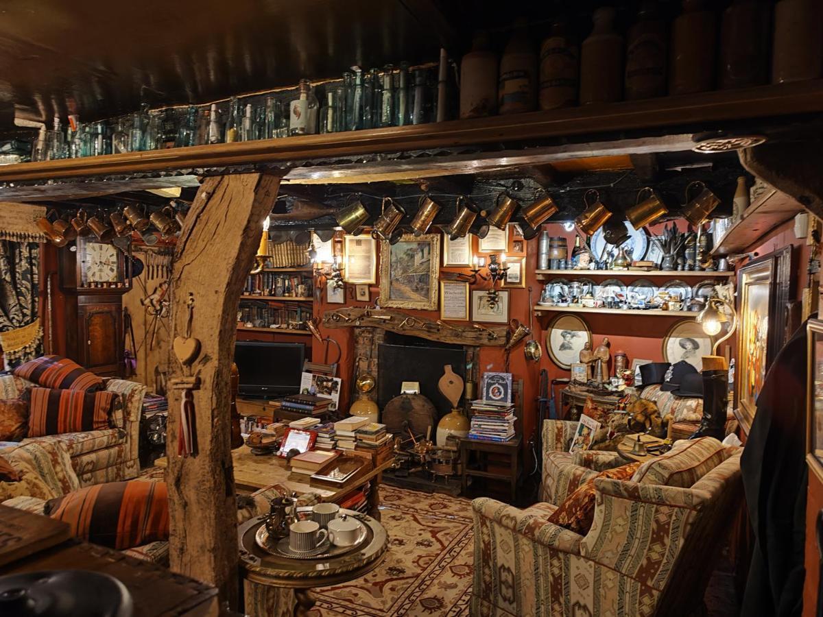 Wizards Thatch Luxury Suites อัลเดอร์ลีย์เอดจ์ ภายนอก รูปภาพ